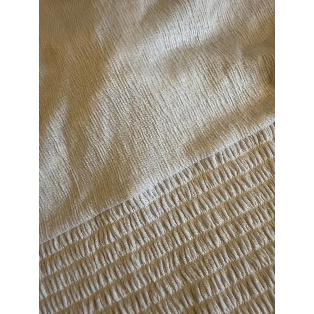 Abercrombie‎ & Fitch White Tie Front Smocked Puff Sleeve Top Medium